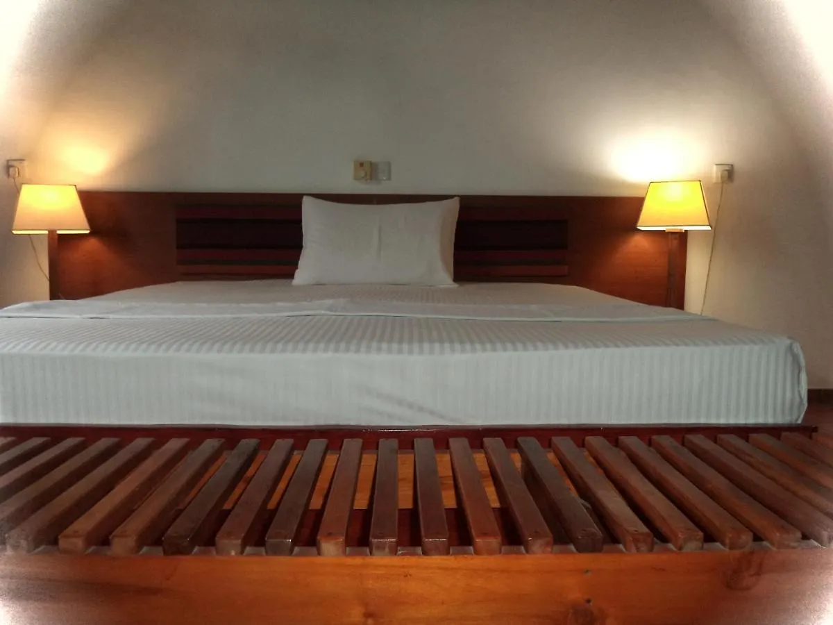 The Rock House Apartment Katunayake 0*,  Sri Lanka